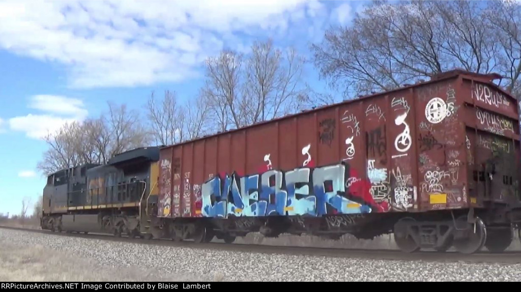 Rear end of CSX B633
